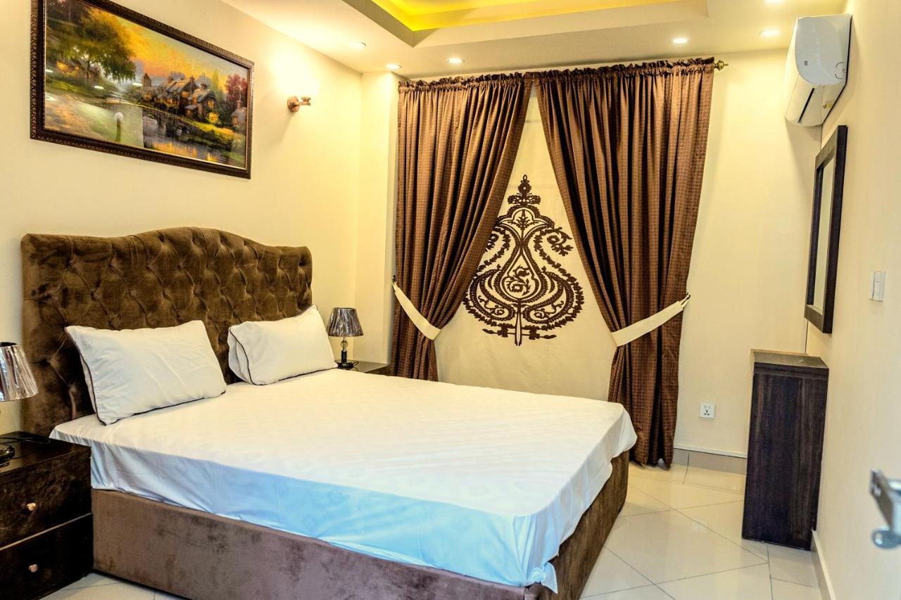 The Millenial Apartments & Suites Bahria Town Rawalpindi Esterno foto