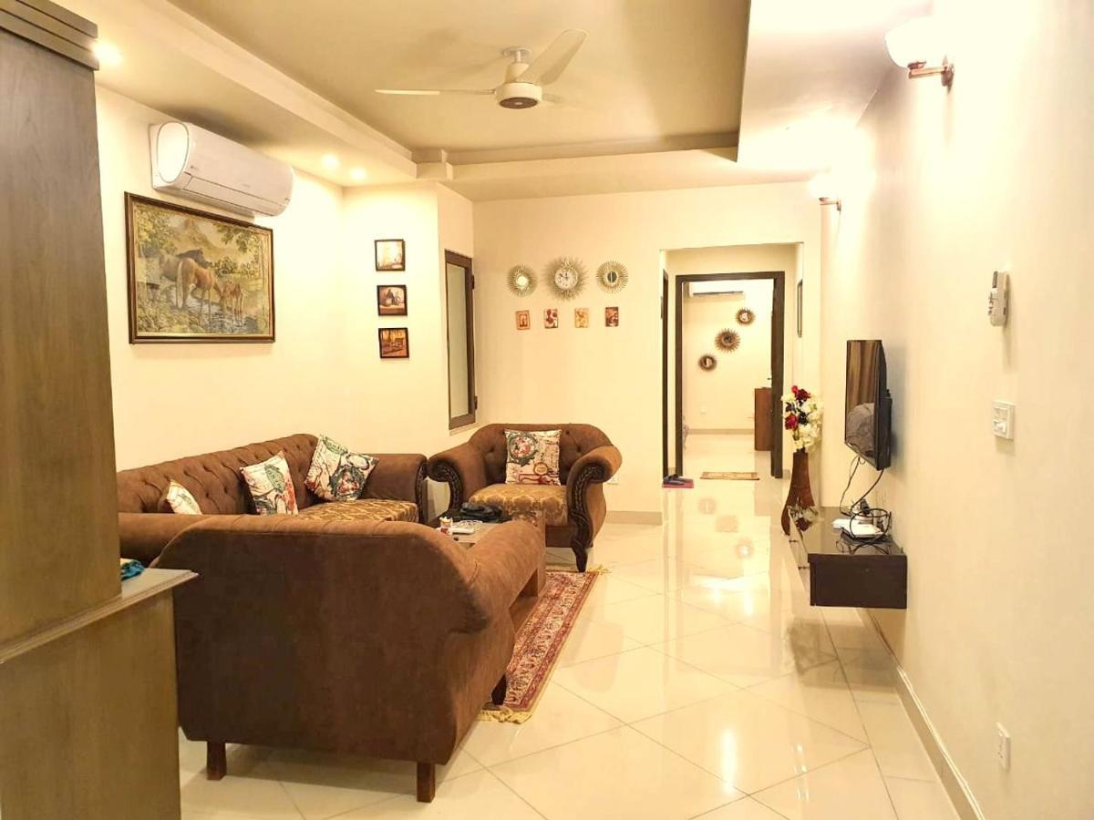 The Millenial Apartments & Suites Bahria Town Rawalpindi Esterno foto