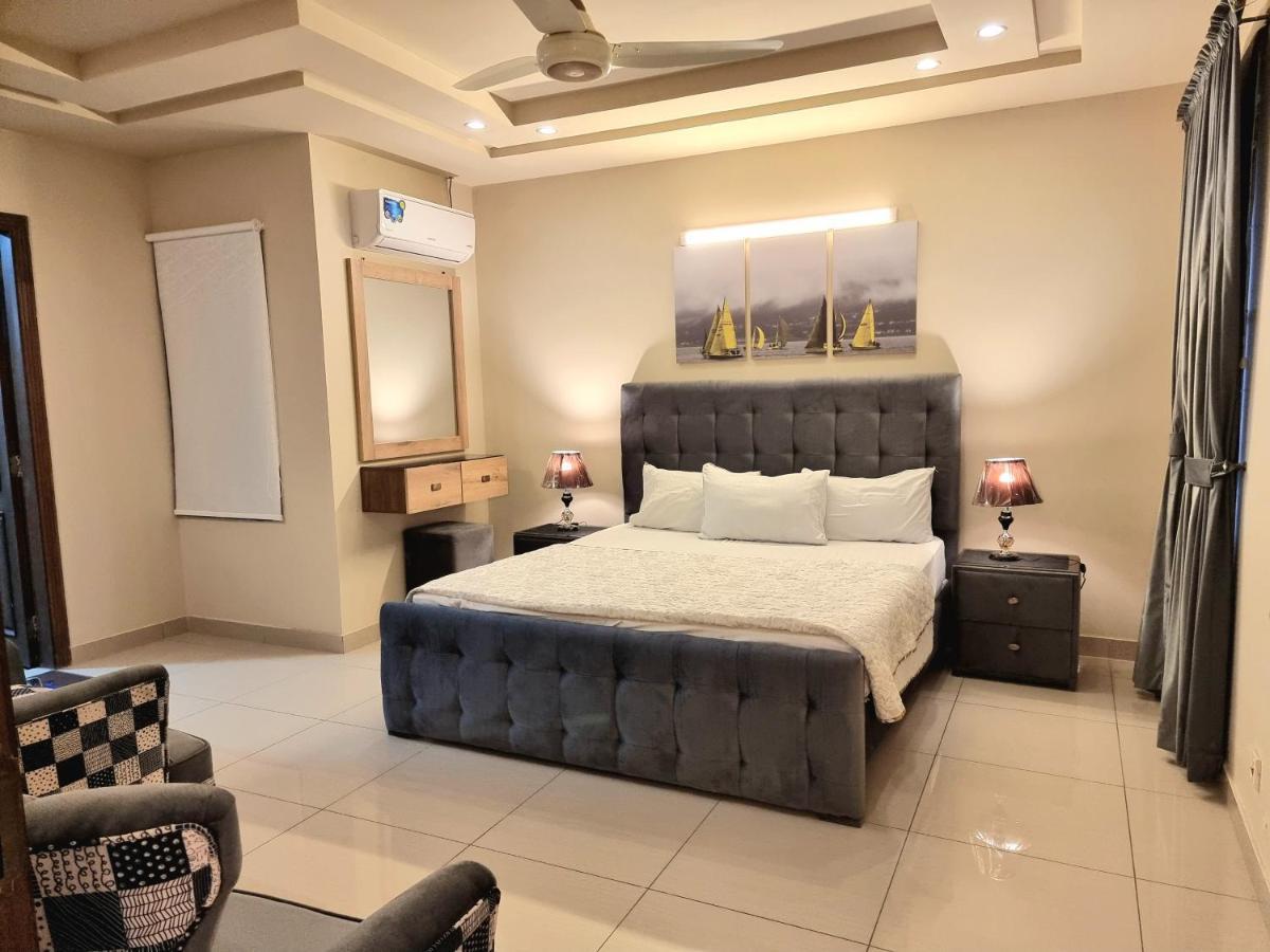 The Millenial Apartments & Suites Bahria Town Rawalpindi Esterno foto