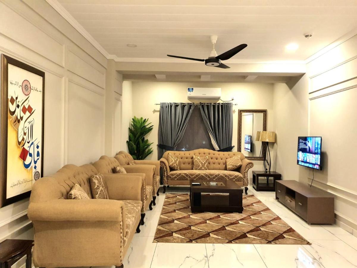 The Millenial Apartments & Suites Bahria Town Rawalpindi Esterno foto