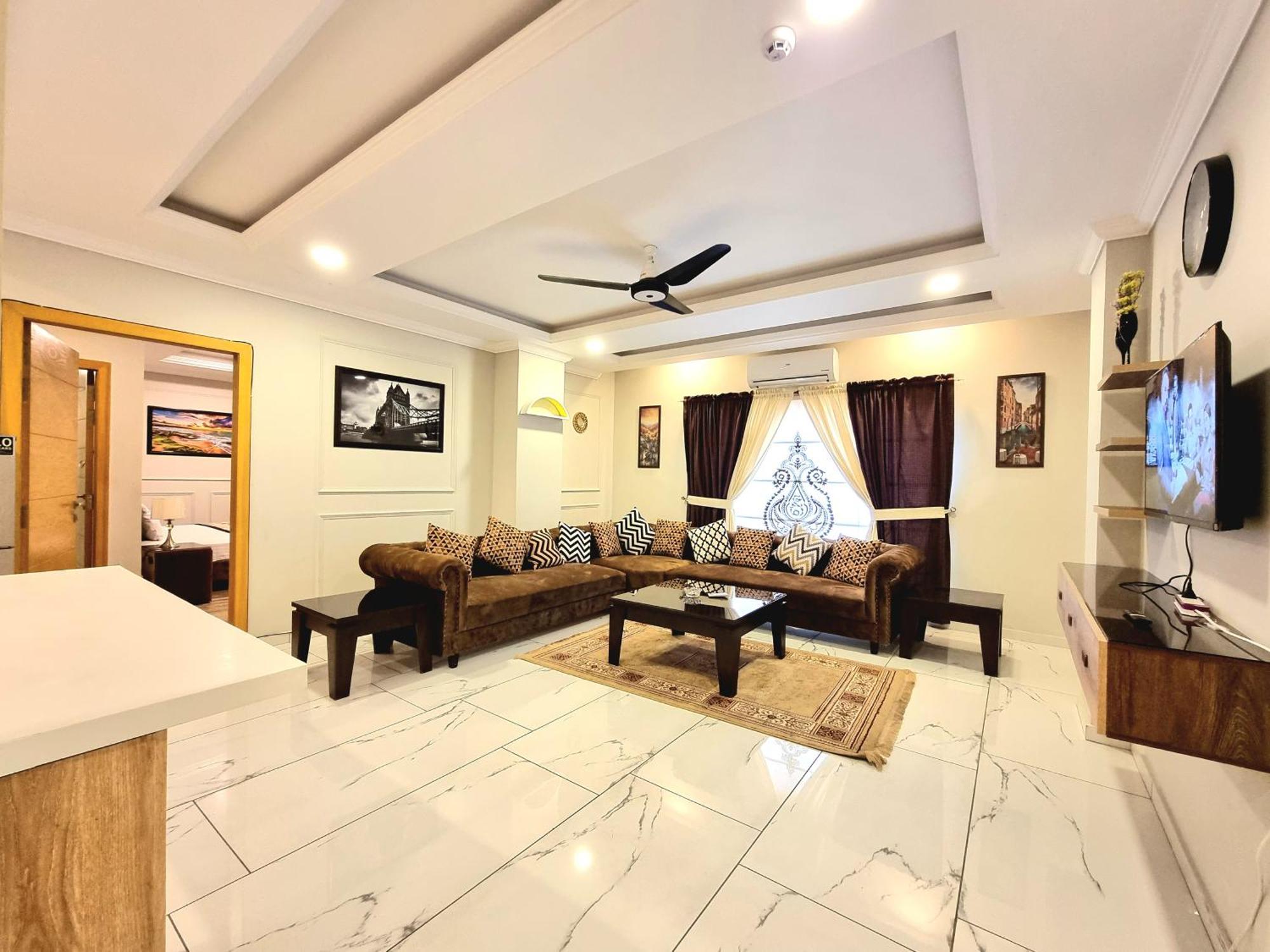 The Millenial Apartments & Suites Bahria Town Rawalpindi Camera foto