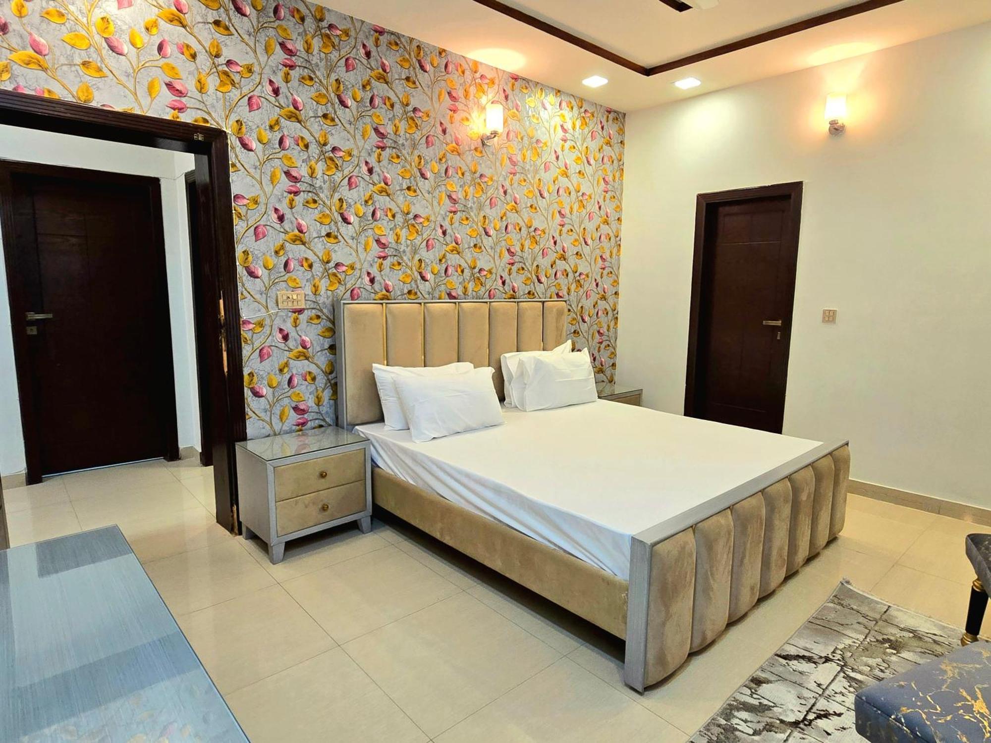 The Millenial Apartments & Suites Bahria Town Rawalpindi Esterno foto